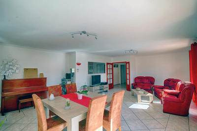 Villa - 190 m² - 9 pièces