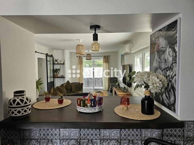 Maison - 77 m² - 3 pièces