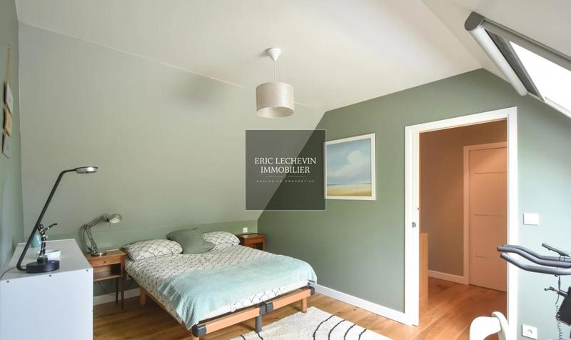 Propriété - 293 m² - 8 pièces