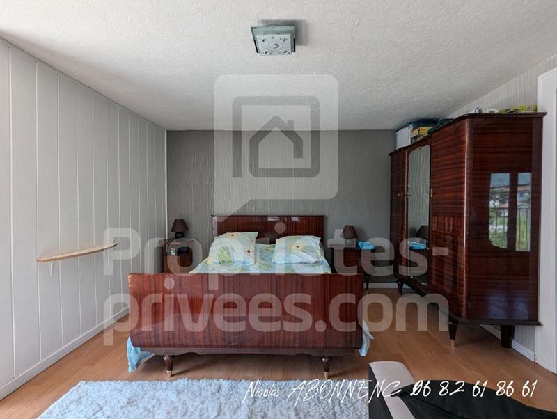 Maison - 166 m² - 7 pièces