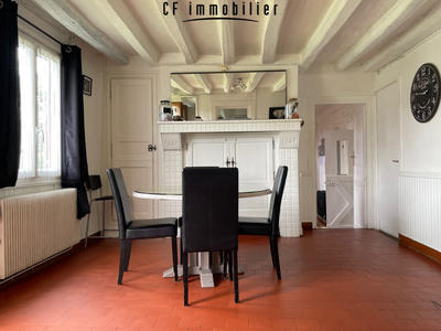 Maison - 96 m² - 6 pièces