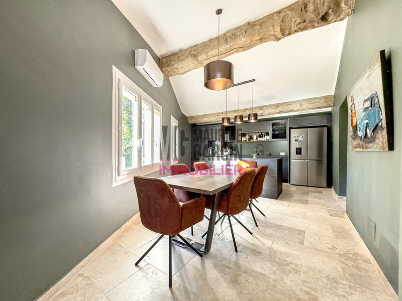 Maison - 163 m² - 5 pièces