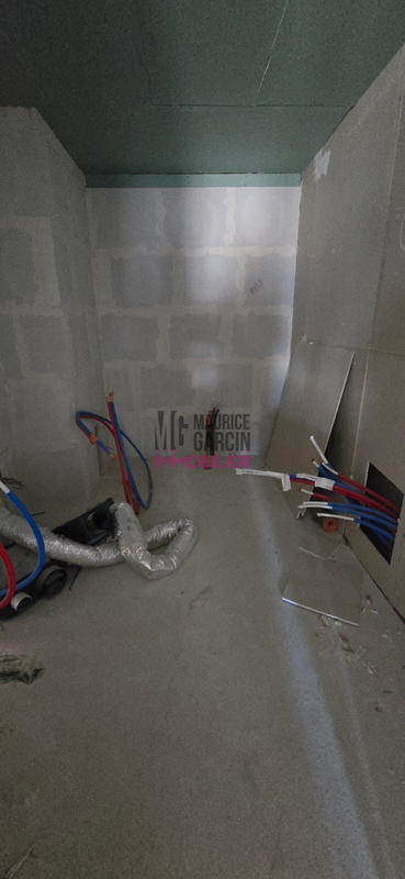 Maison - 200 m² - 6 pièces