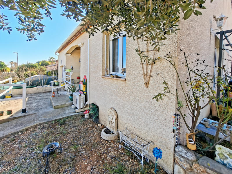 Villa - 90 m² - 4 pièces