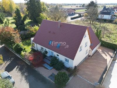 Demeure - 231 m² - 8 pièces