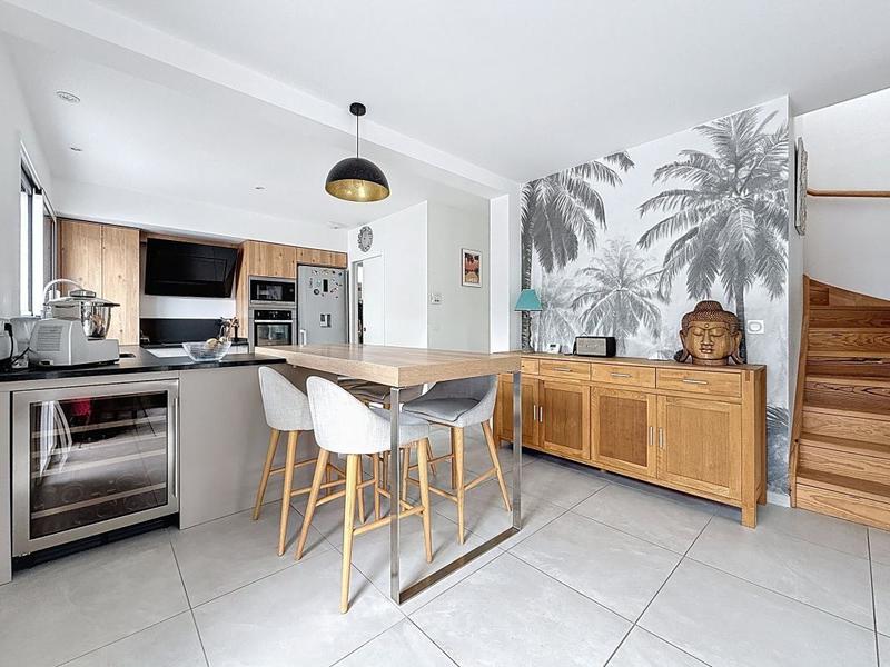 Villa - 136 m² - 5 pièces