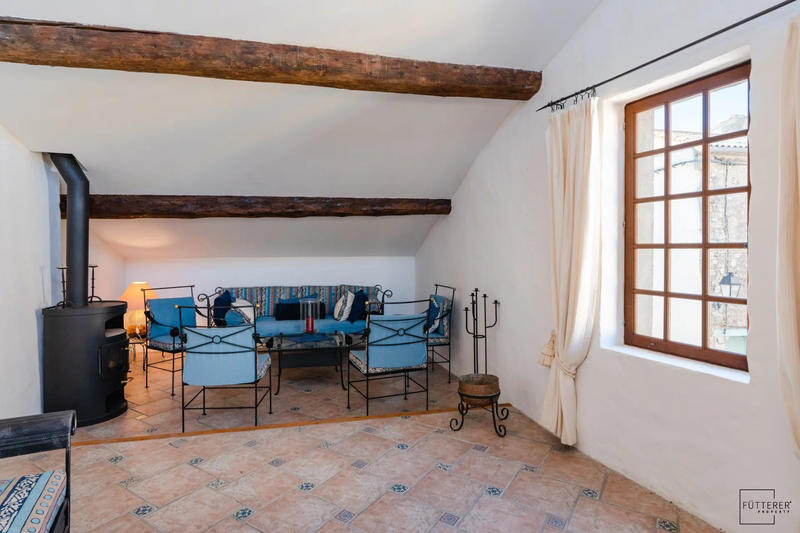 Maison - 172 m² - 7 pièces