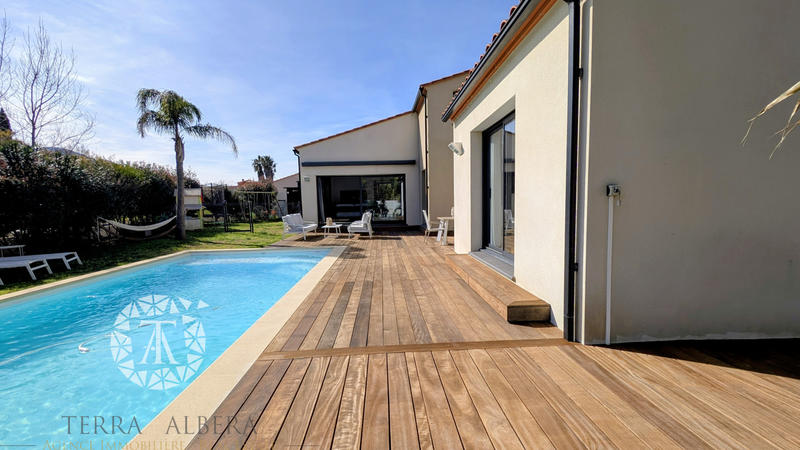 Villa - 209 m² - 7 pièces