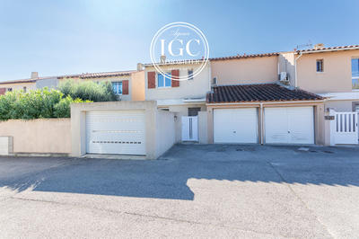 Maison - 102 m² - 4 pièces