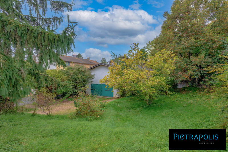 Maison - 186 m² - 7 pièces