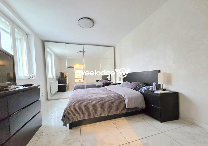 Maison - 121 m² - 6 pièces