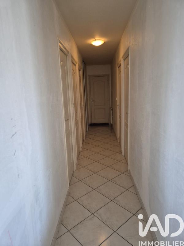 Maison - 89 m² - 5 pièces