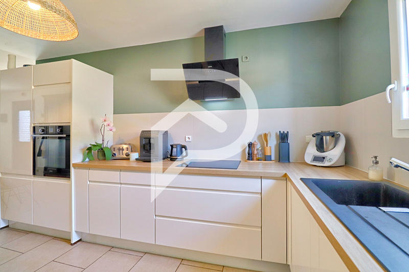 Villa - 138 m² - 6 pièces