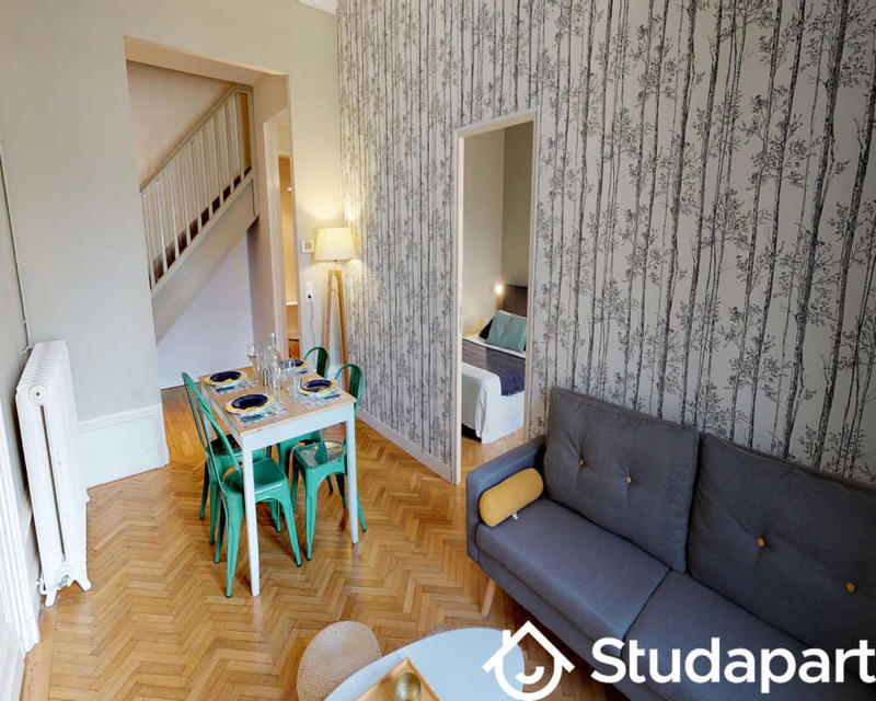 Chambre - 70 m² - 1 pièce