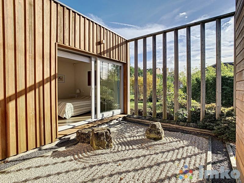 Maison - 199 m² - 8 pièces