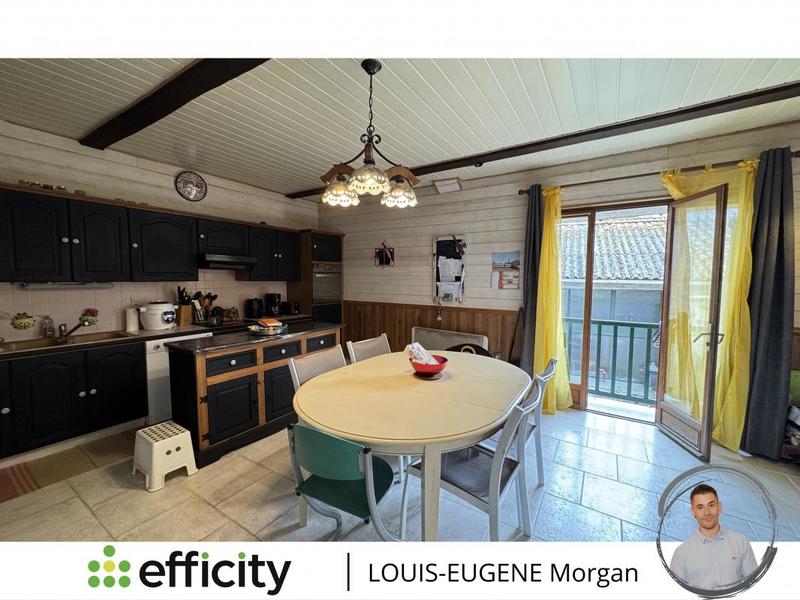 Maison - 167 m² - 7 pièces