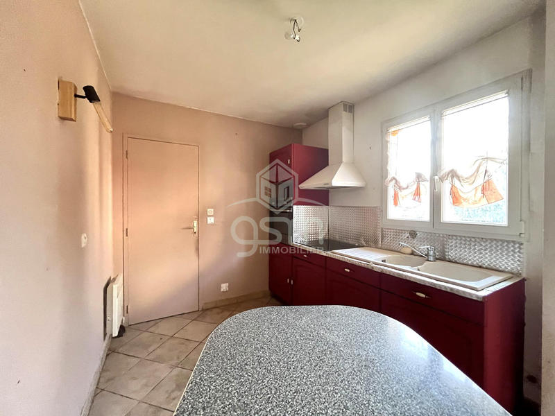 Maison - 98 m² - 5 pièces