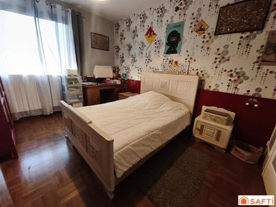 Appartement - 94 m² - 4 pièces