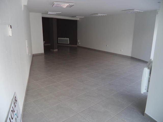 Immeuble - 230 m² - 2 pièces