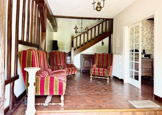 Maison ancienne - 220 m² - 12 pièces