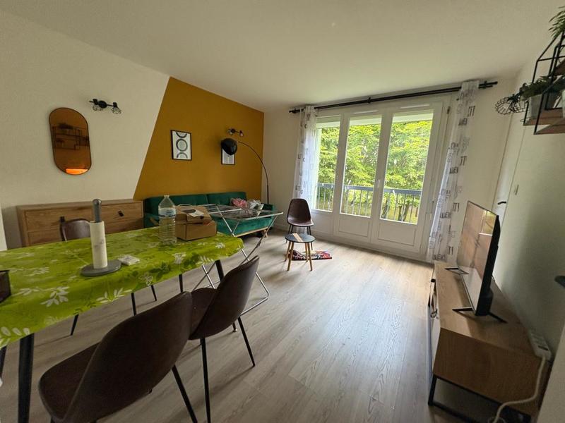 Appartement - 70 m² - 3 pièces