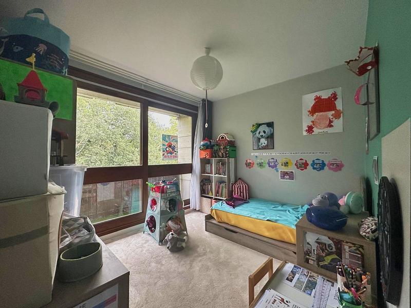 Appartement - 84 m² - 5 pièces