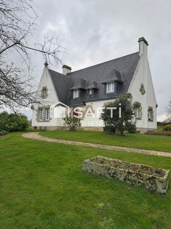 Maison - 205 m² - 6 pièces