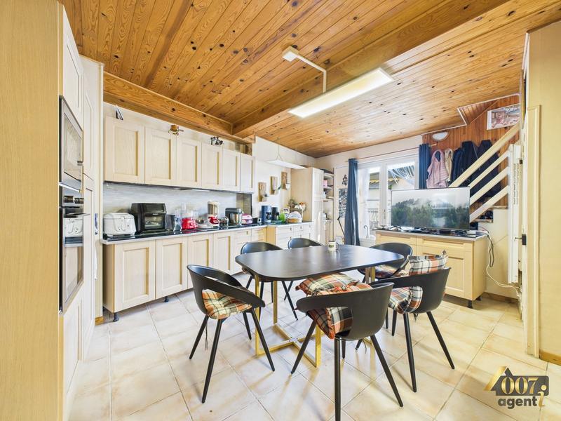 Maison - 112 m² - 4 pièces