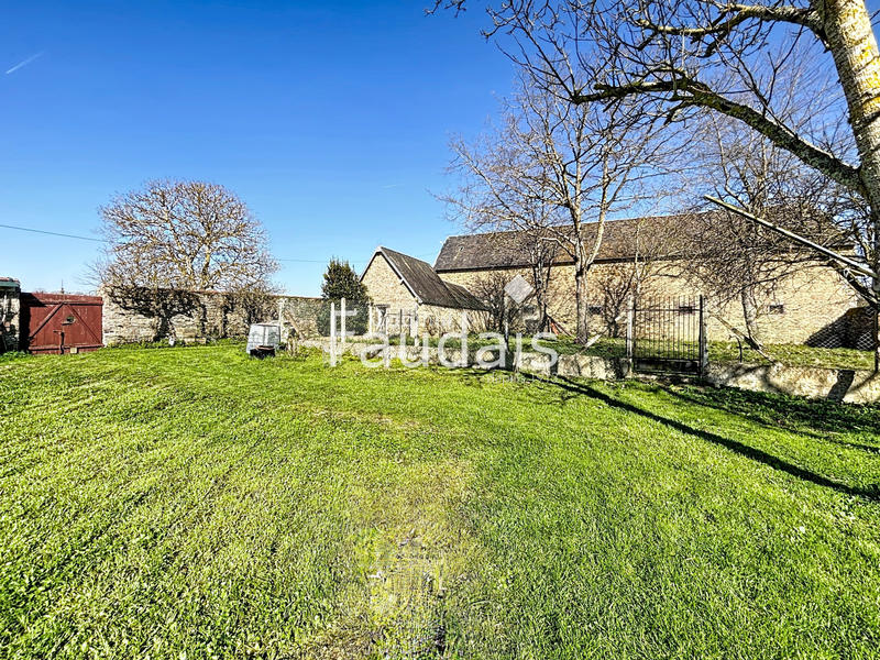 Maison - 426 m² - 2 pièces