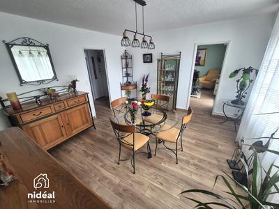 Appartement - 81 m² - 4 pièces