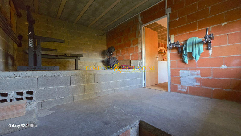 Maison - 96 m² - 4 pièces