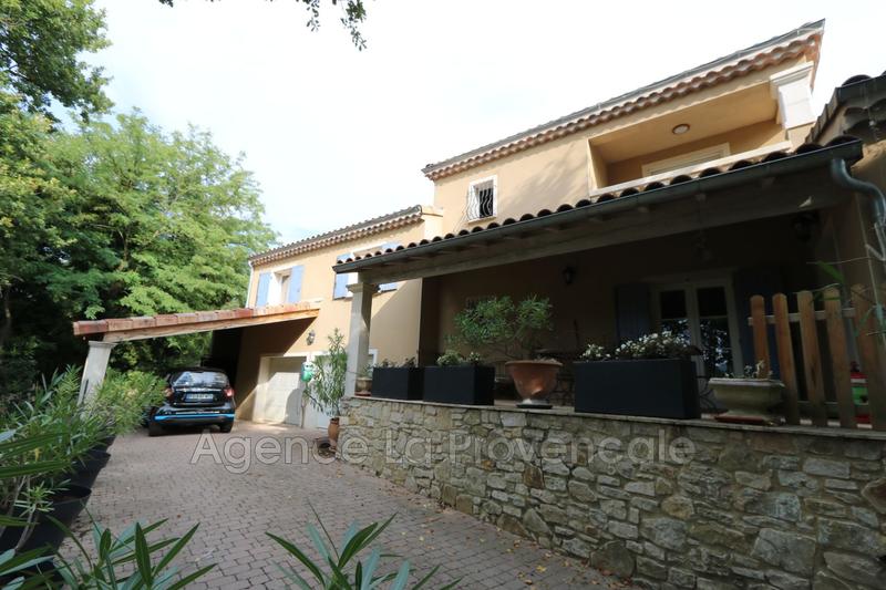 Villa - 175 m² - 6 pièces