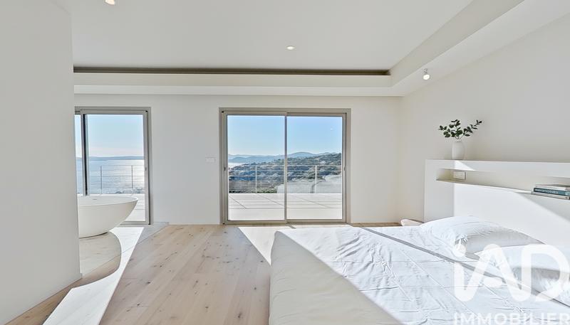 Maison de maîtres - 230 m² - 6 pièces