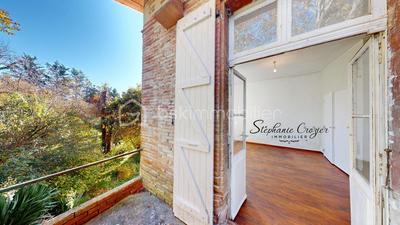 Demeure - 196 m² - 5 pièces