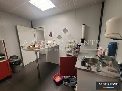 Local commercial - 185 m²