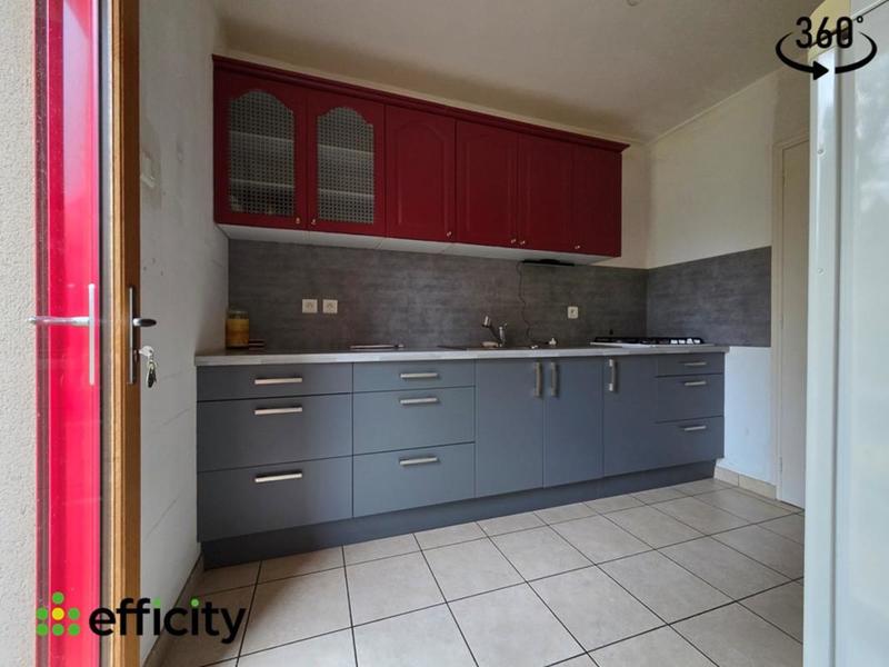 Pavillon - 150 m² - 7 pièces