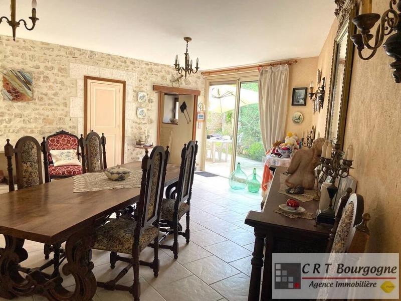 Maison ancienne - 215 m² - 7 pièces