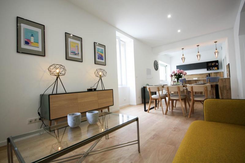 Maison - 121 m² - 5 pièces