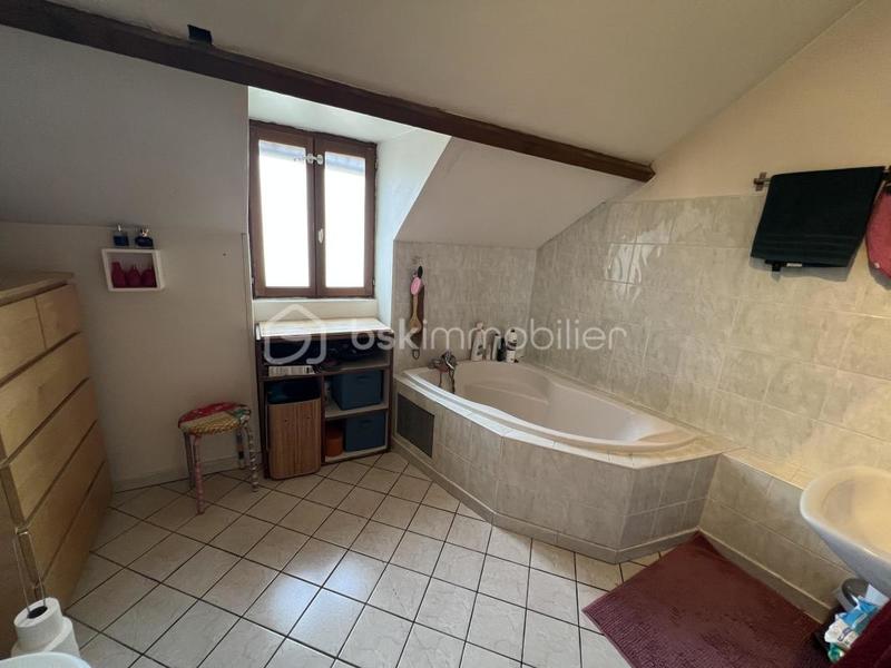 Maison - 112 m² - 4 pièces