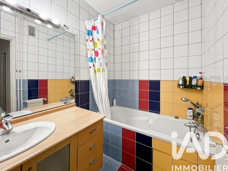 Appartement - 100 m² - 4 pièces