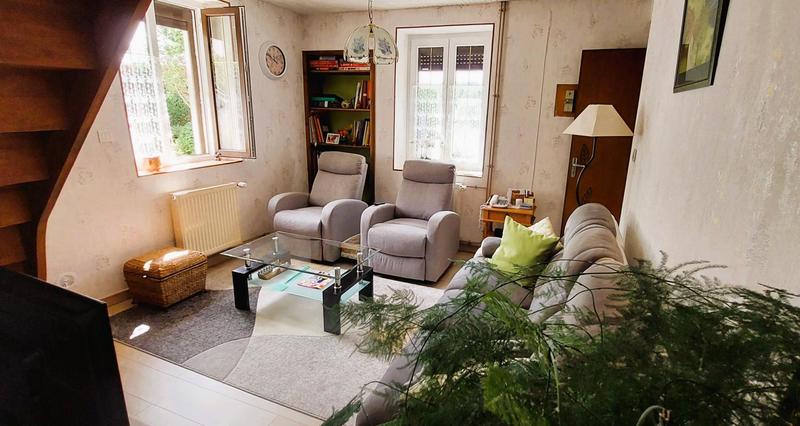 Demeure - 100 m² - 5 pièces