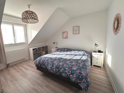 Maison - 150 m² - 7 pièces