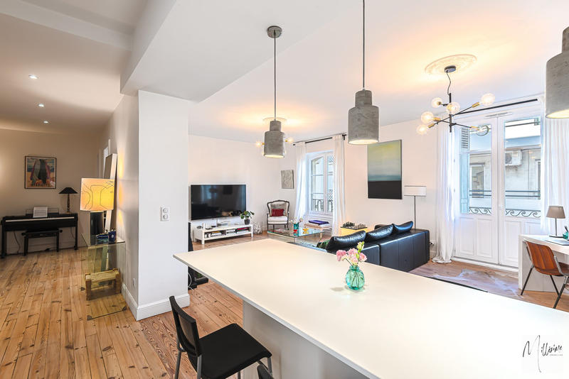 Appartement - 142 m² - 5 pièces