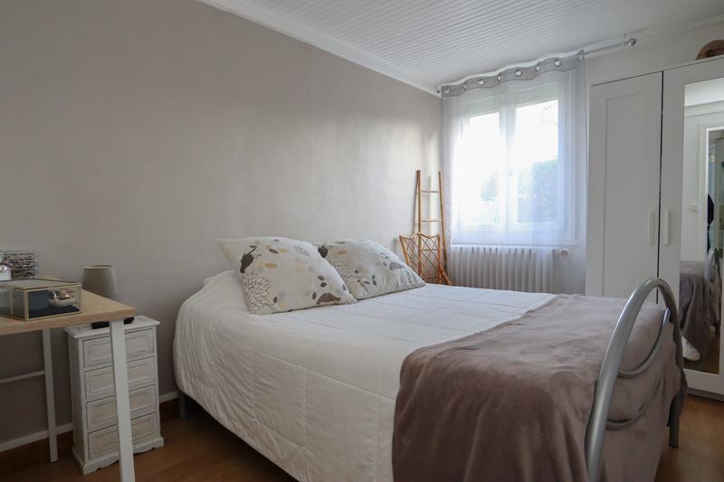 Maison traditionnelle - 81 m² - 4 pièces