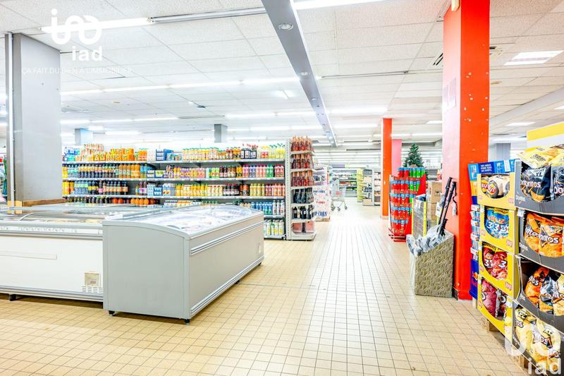 Local commercial - 2 000 m²