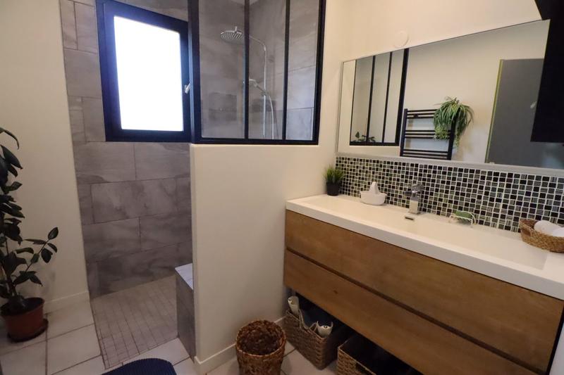 Maison - 101 m² - 5 pièces