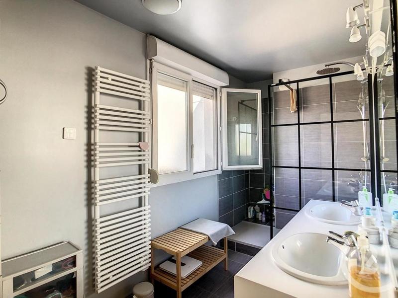 Duplex - 106 m² - 4 pièces