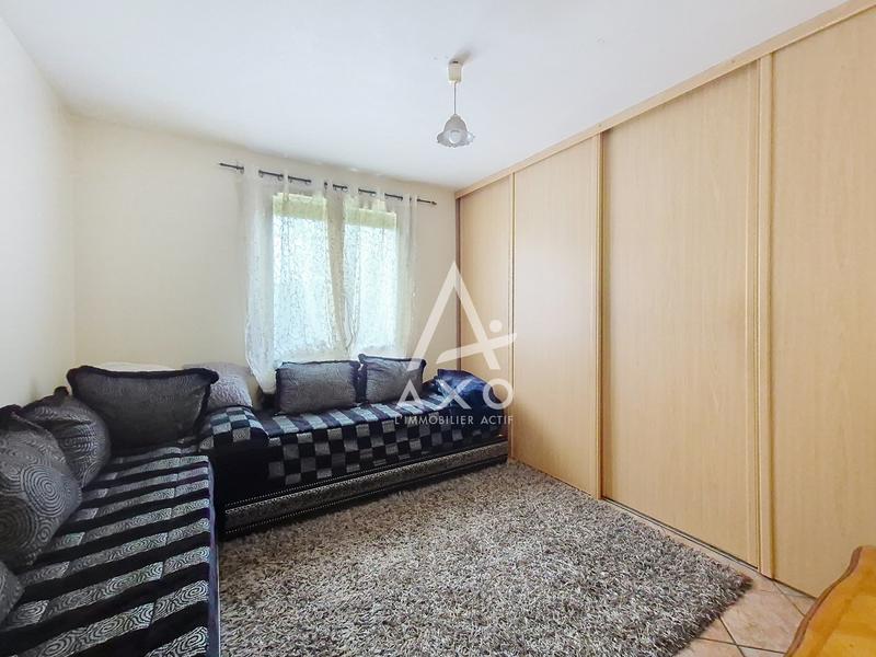 Maison - 147 m² - 9 pièces