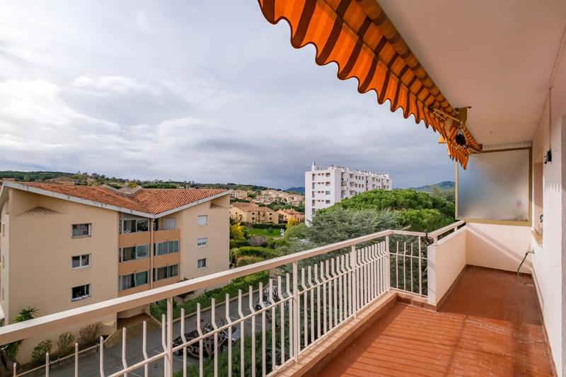 Appartement - 92 m² - 3 pièces