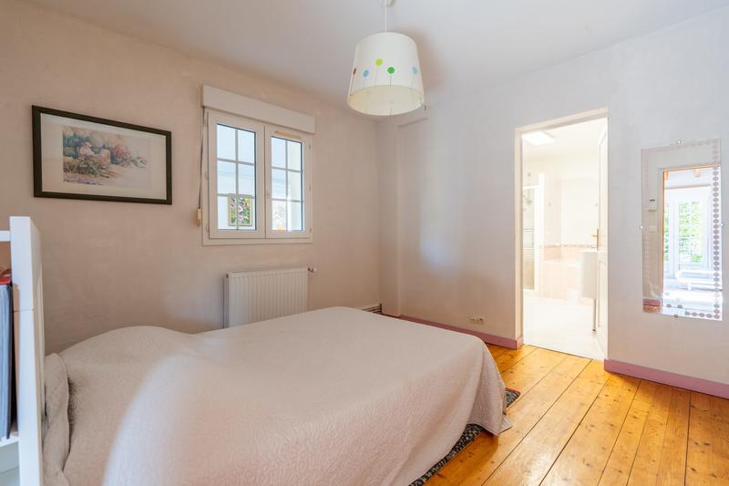 Maison - 195 m² - 7 pièces